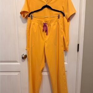 Figs Scrub Top and Pant Sets